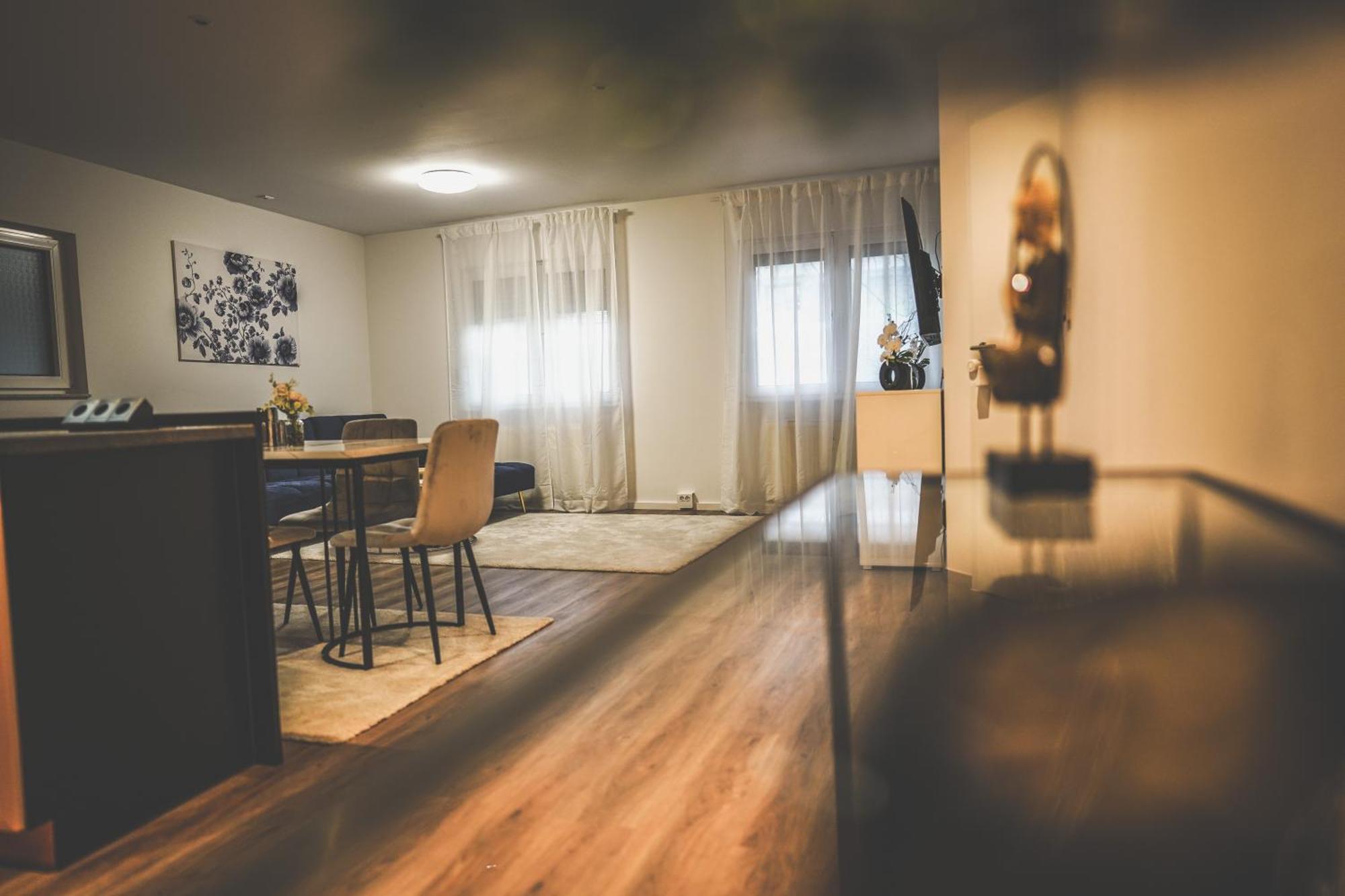 Apartment Moderne Mit Kochinsel In Zentral Ruhig Und Netflix - Erstbezug Wehome Komfort *